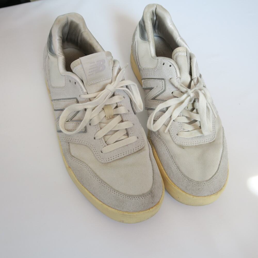 New Balance 300 V2 Sneakers Shoes Silver White Walking Lace Up Women’s Size 11